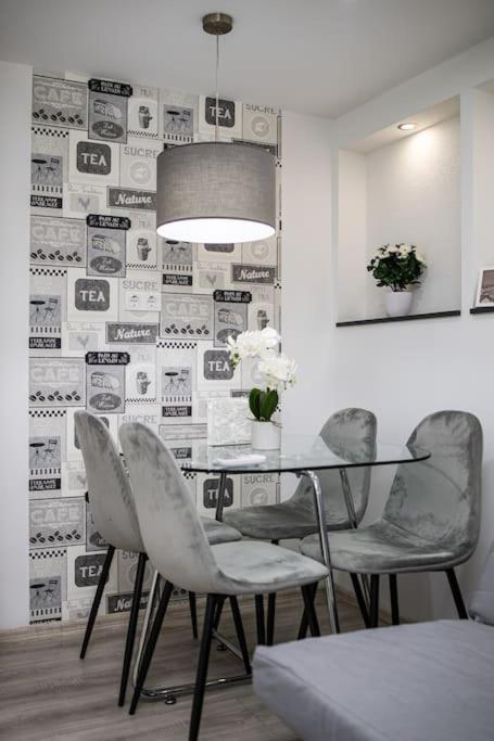 Venus Apartments - Broadway II บูดาเปสต์ ภายนอก รูปภาพ